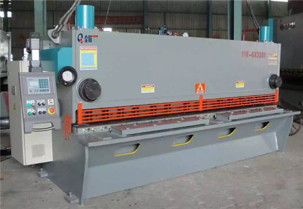 西安液(yè)壓閘式剪闆(pan)機 西安(an)液壓閘式剪(jiǎn)闆機