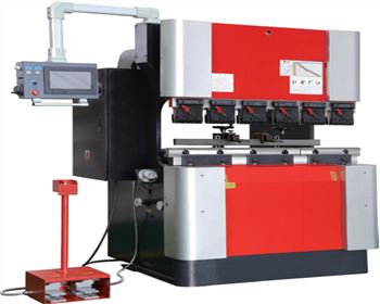 内蒙下(xia)動式折彎(wān)機