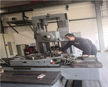 大修改(gǎi)造瑞士迪(di)西750高精度(dù)液壓坐标(biāo)镗床項目(mu)