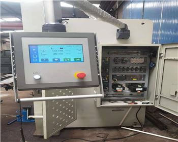 液壓折彎(wān)機升級改造數控(kong)控制系統找西安(ān)全聯機床合作